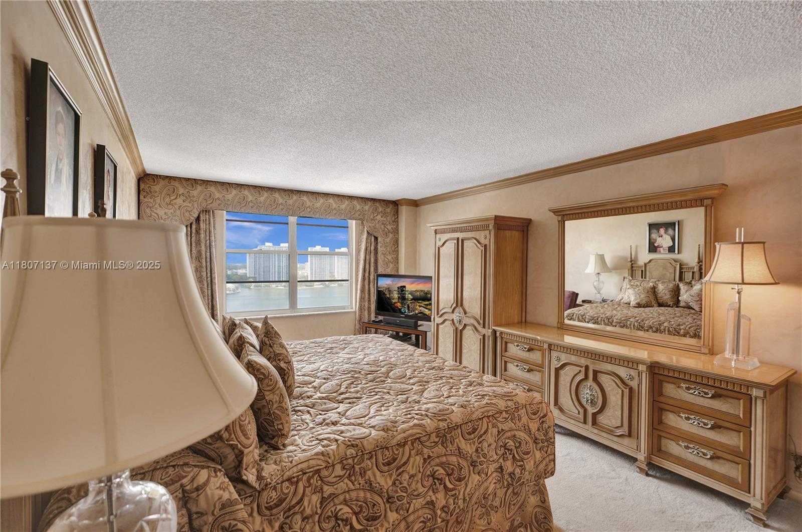 Small Image of 231 174TH ST #2319, Sunny Isles Beach Number 36