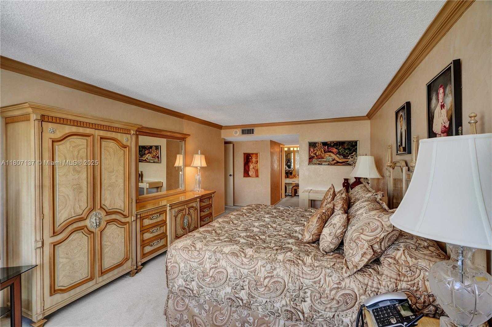 Small Image of 231 174TH ST #2319, Sunny Isles Beach Number 38