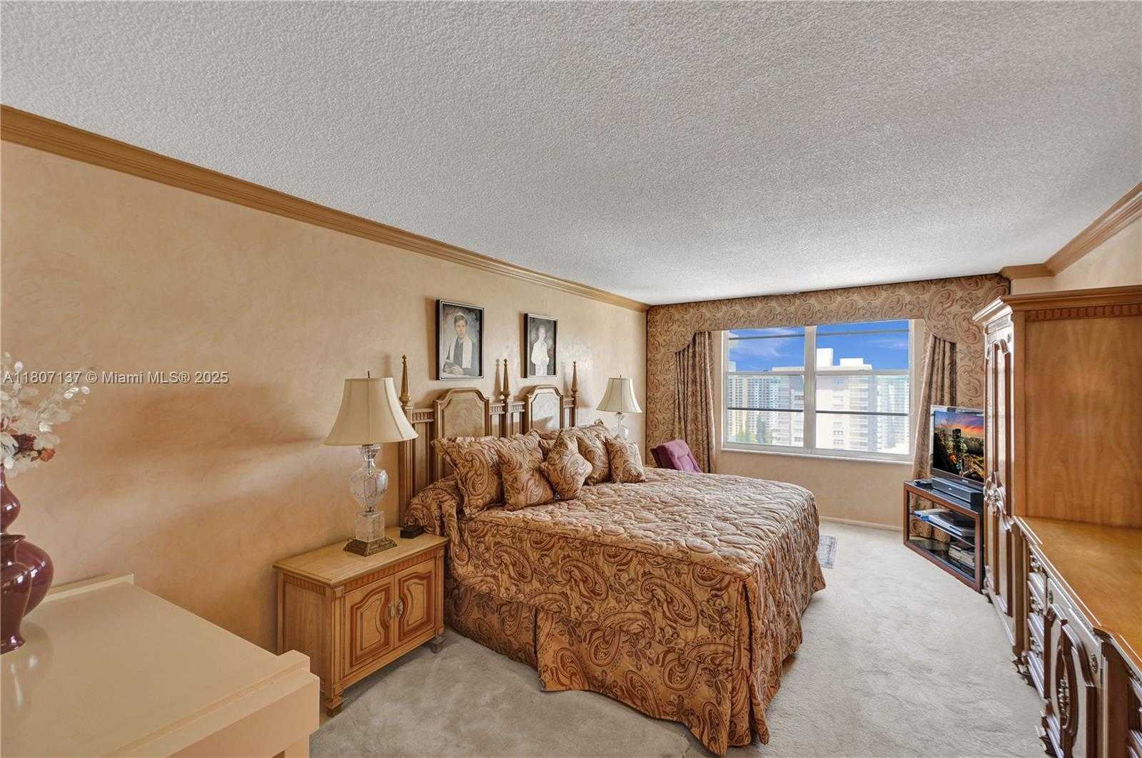 Small Image of 231 174TH ST #2319, Sunny Isles Beach Number 39