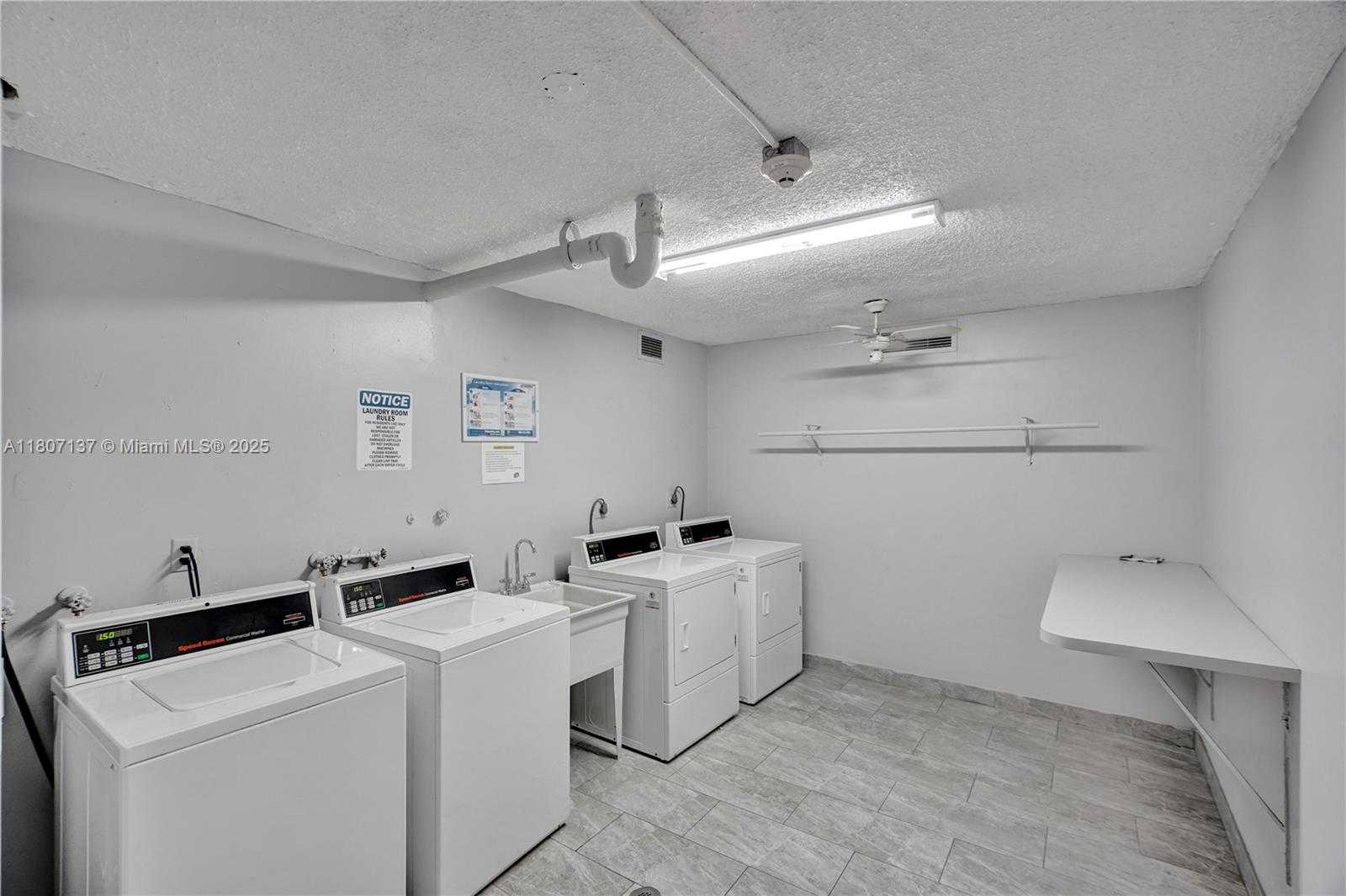 Small Image of 231 174TH ST #2319, Sunny Isles Beach Number 44