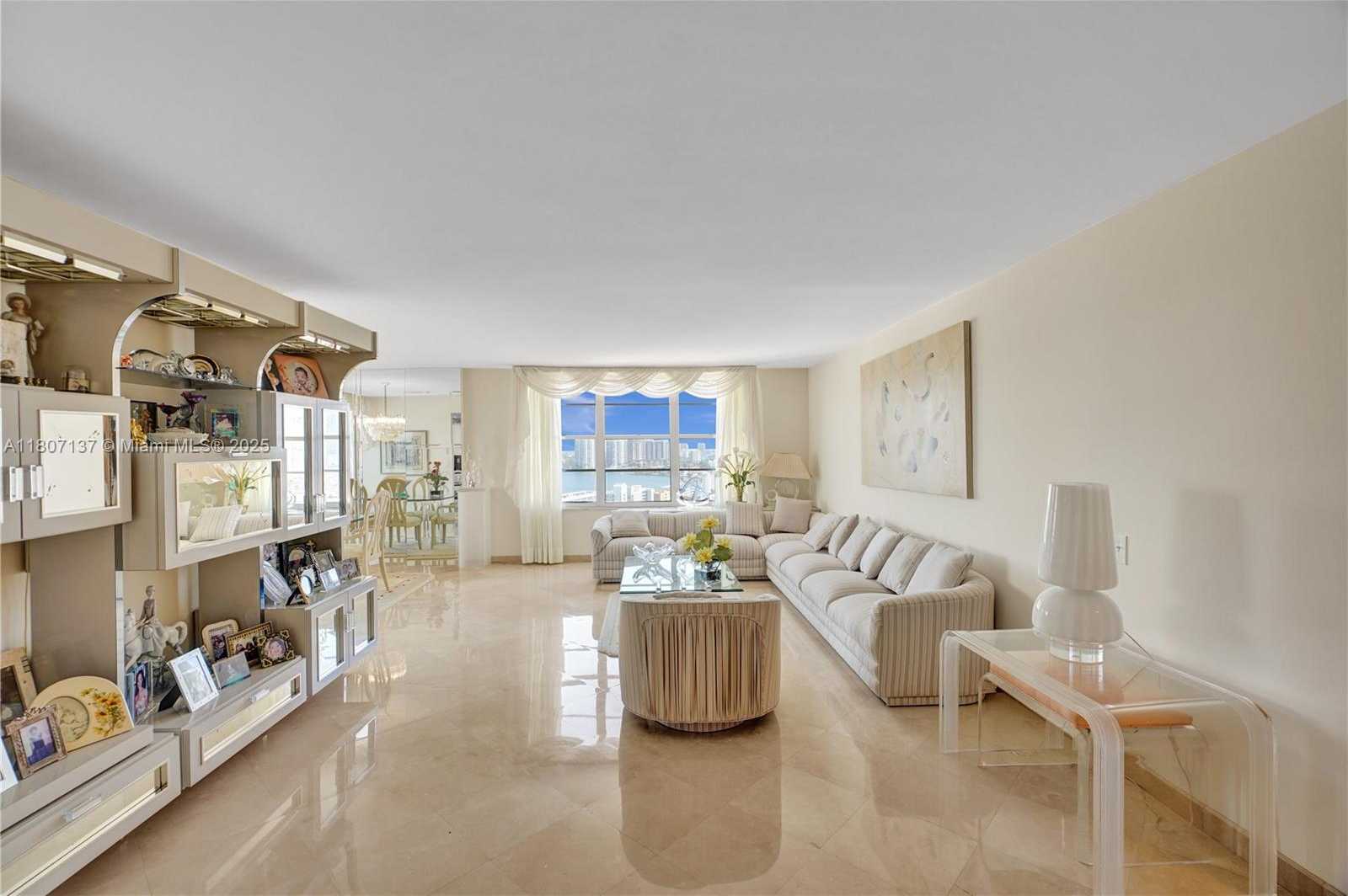 Small Image of 231 174TH ST #2319, Sunny Isles Beach Number 5