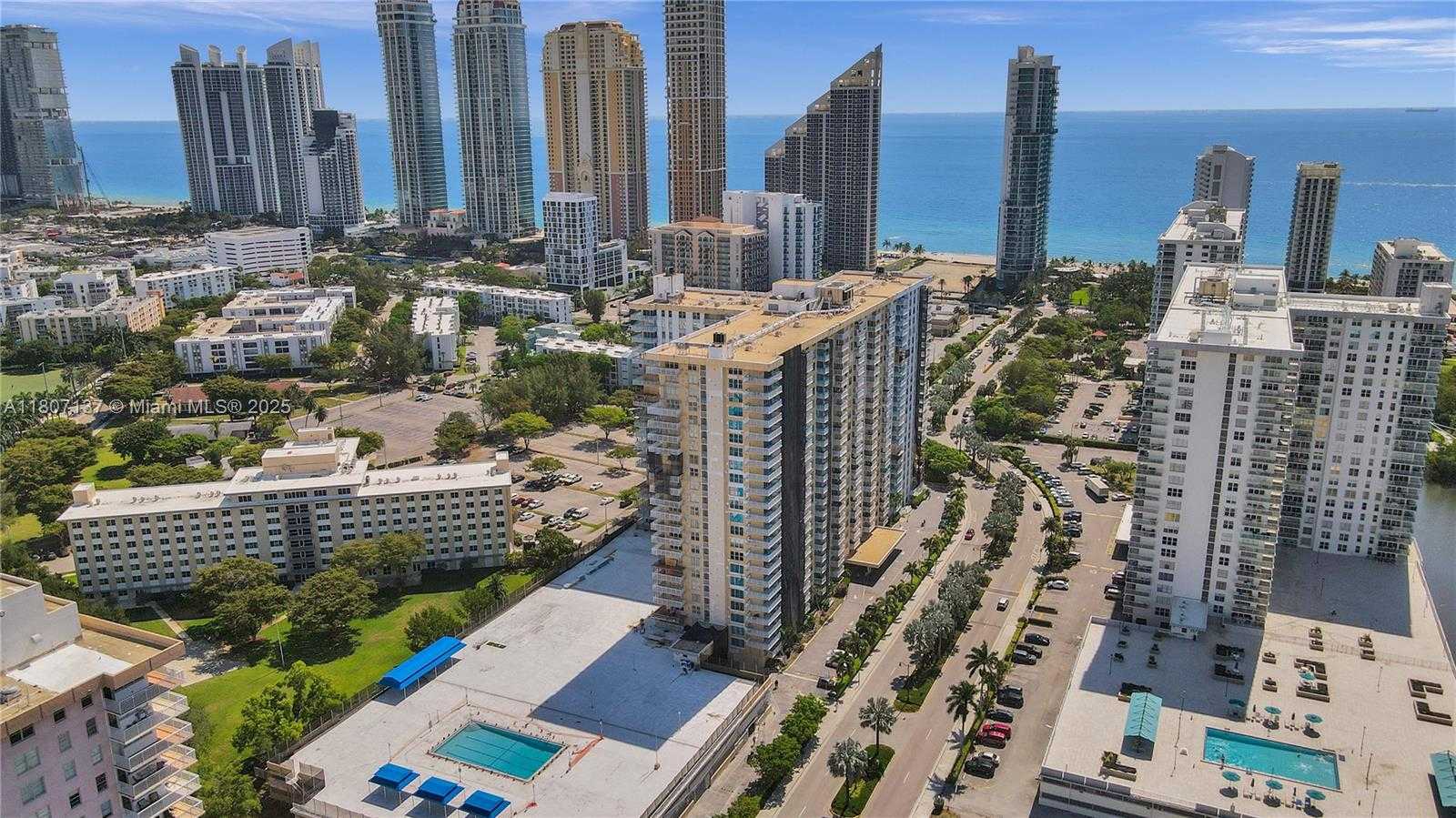 Small Image of 231 174TH ST #2319, Sunny Isles Beach Number 60