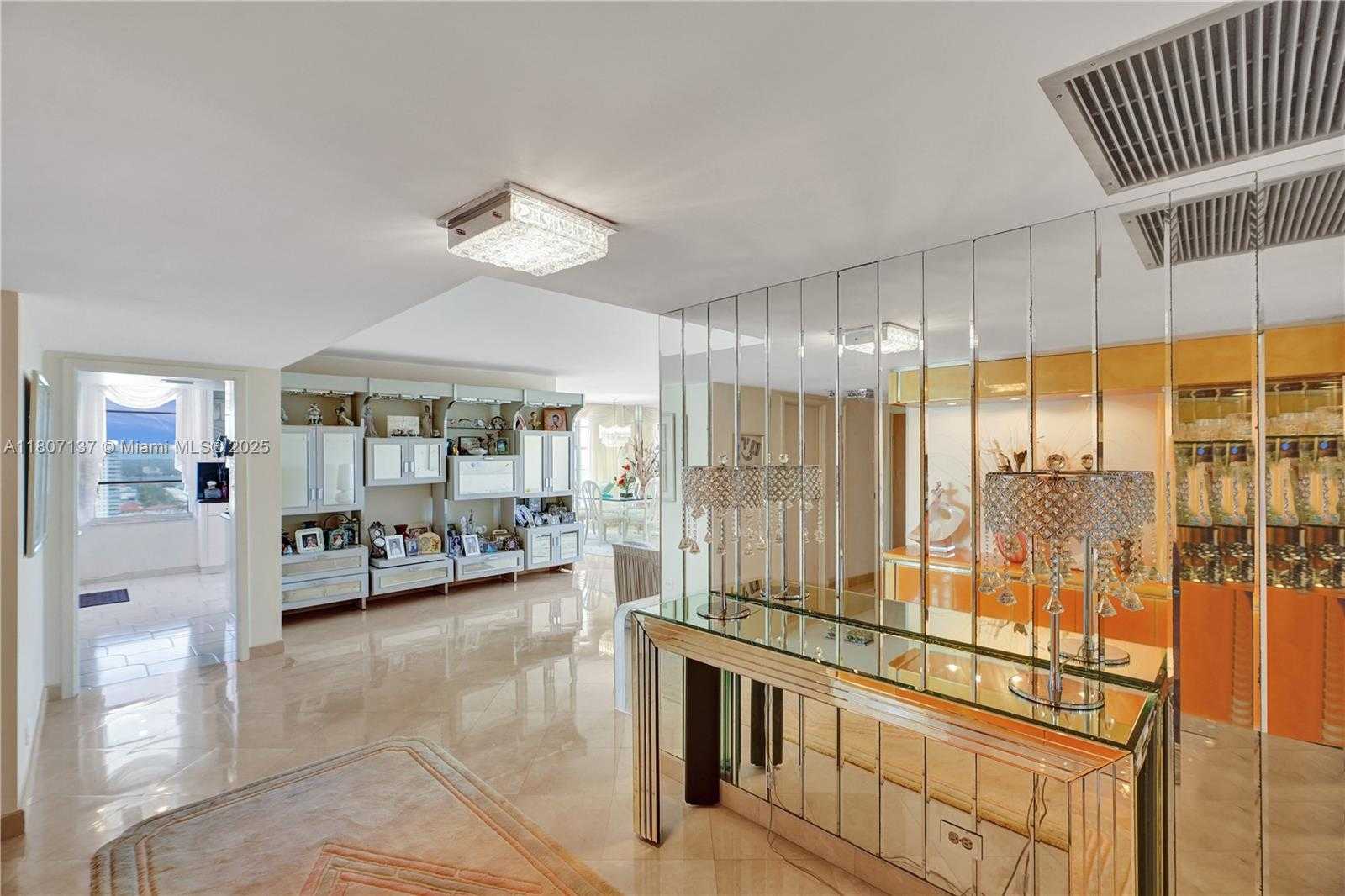 Small Image of 231 174TH ST #2319, Sunny Isles Beach Number 7
