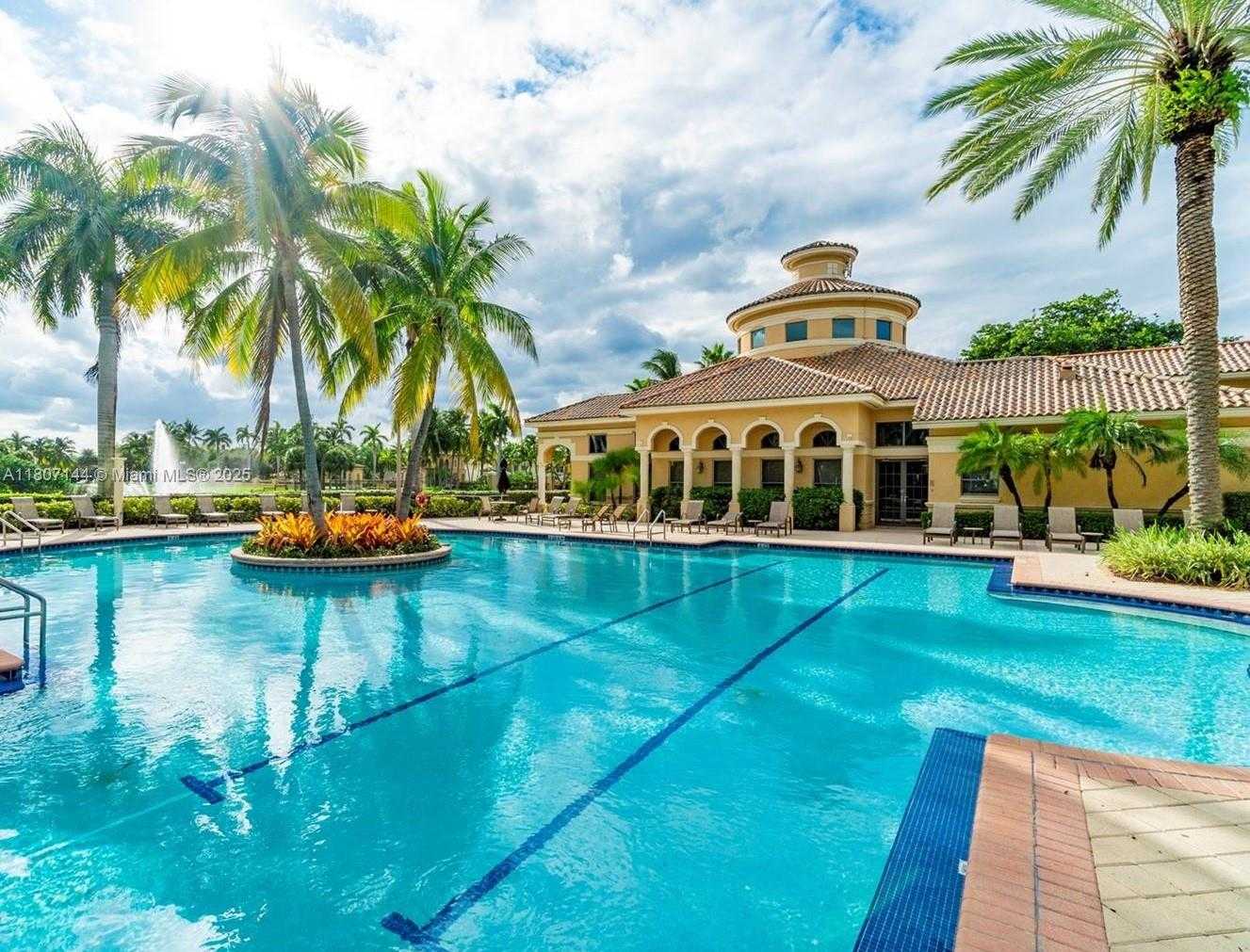 Small Image of 826 EAST SPINNAKER DR E, Hollywood Number 40