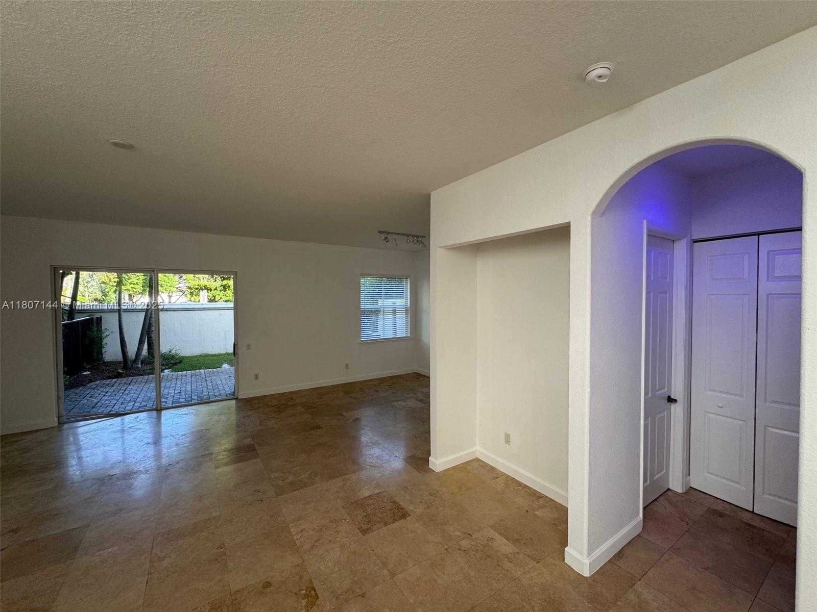 Small Image of 826 EAST SPINNAKER DR E, Hollywood Number 5