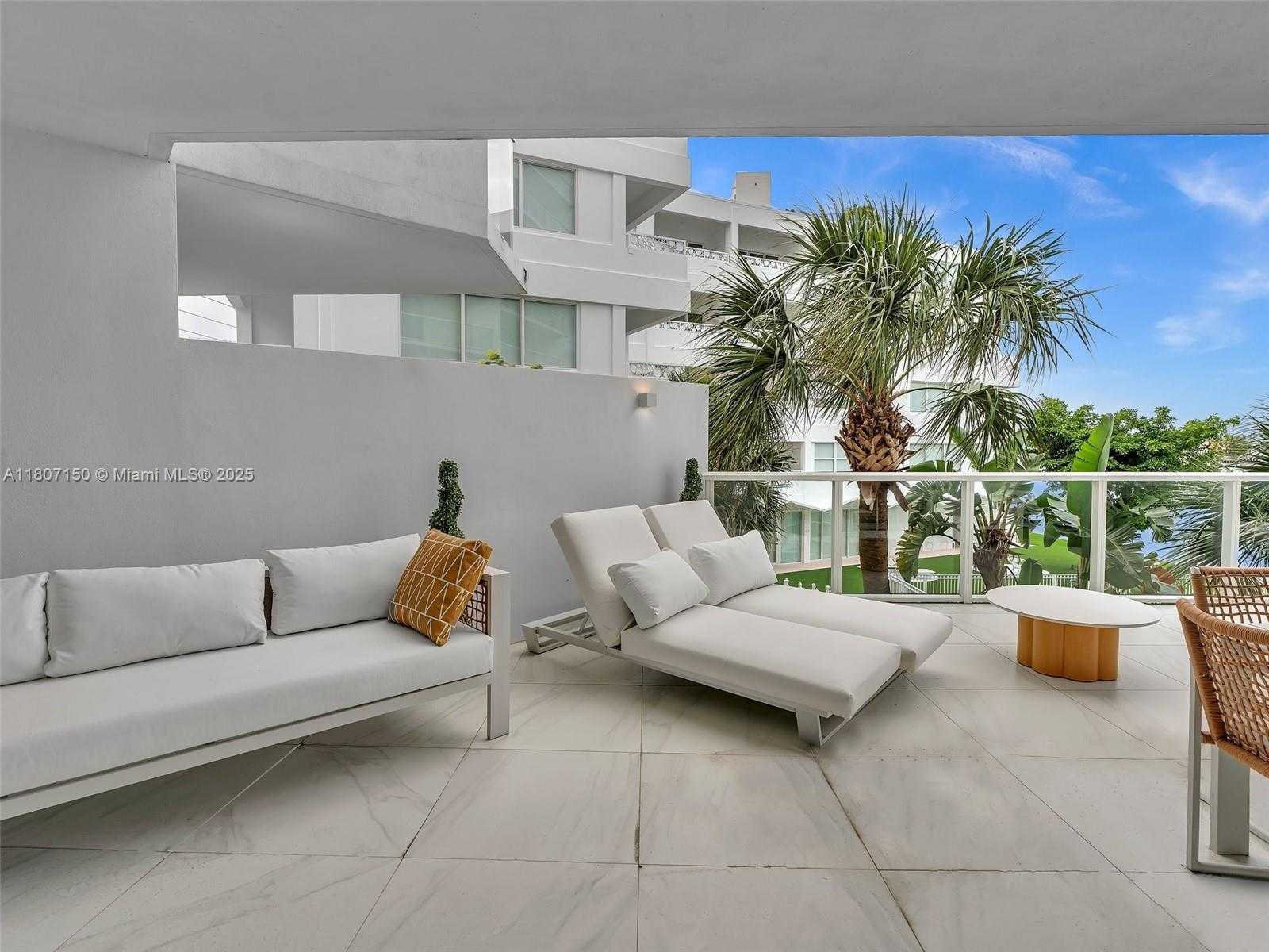 Small Image of 9821 EAST BAY HARBOR DR #302, Bay Harbor Islands Number 14