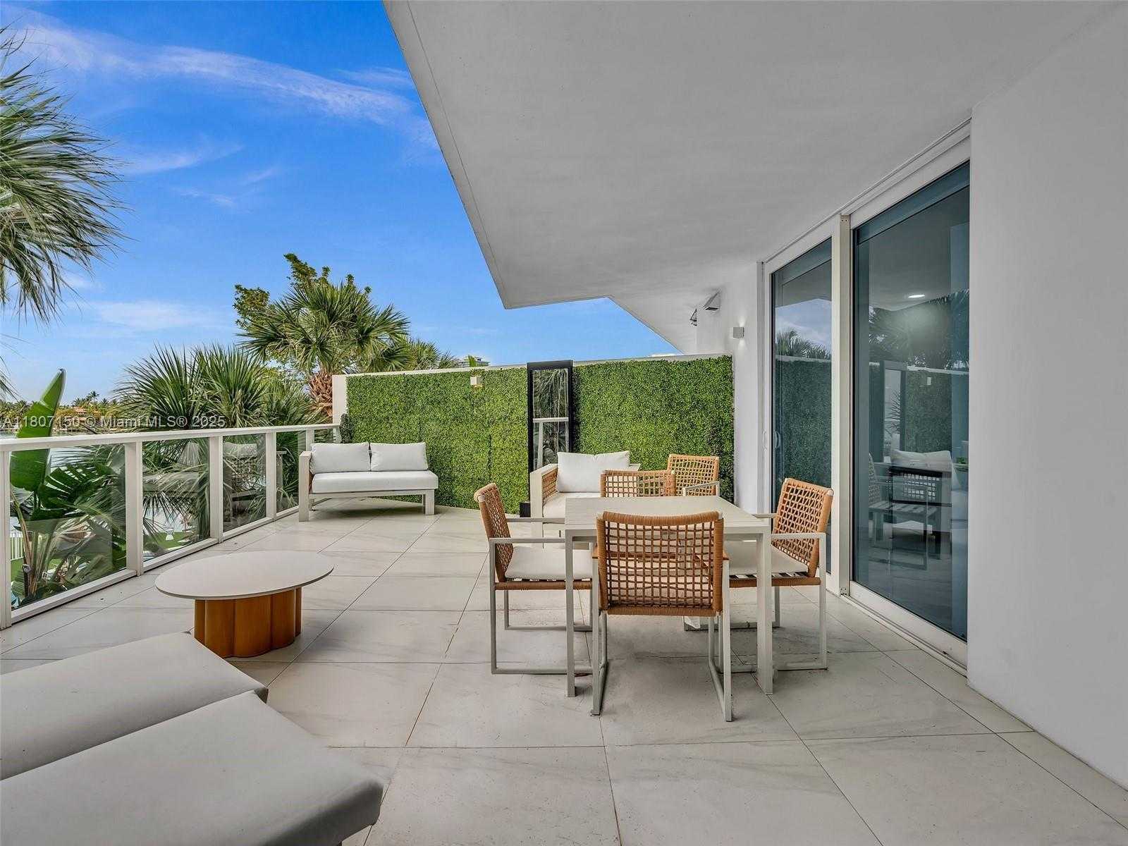 Small Image of 9821 EAST BAY HARBOR DR #302, Bay Harbor Islands Number 17