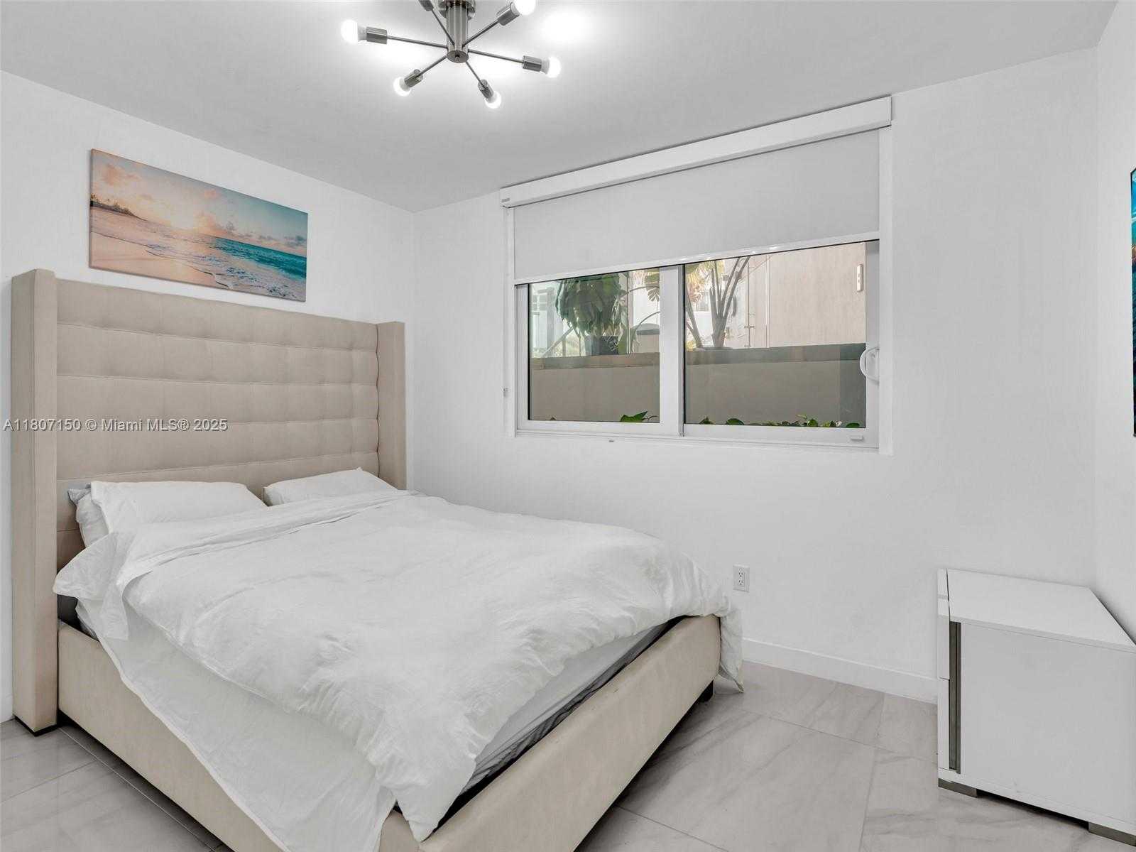 Small Image of 9821 EAST BAY HARBOR DR #302, Bay Harbor Islands Number 21