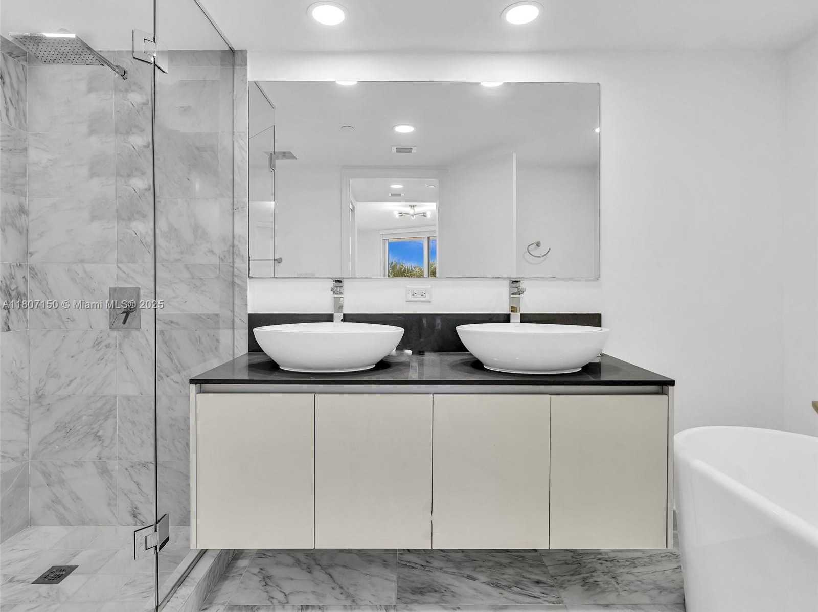 Small Image of 9821 EAST BAY HARBOR DR #302, Bay Harbor Islands Number 31