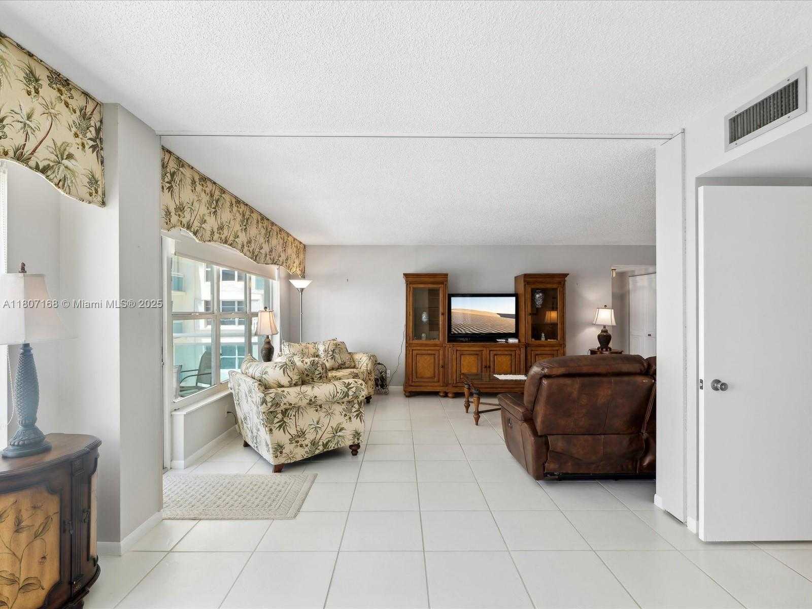 Small Image of 3900 GALT OCEAN DR #703, Fort Lauderdale Number 18