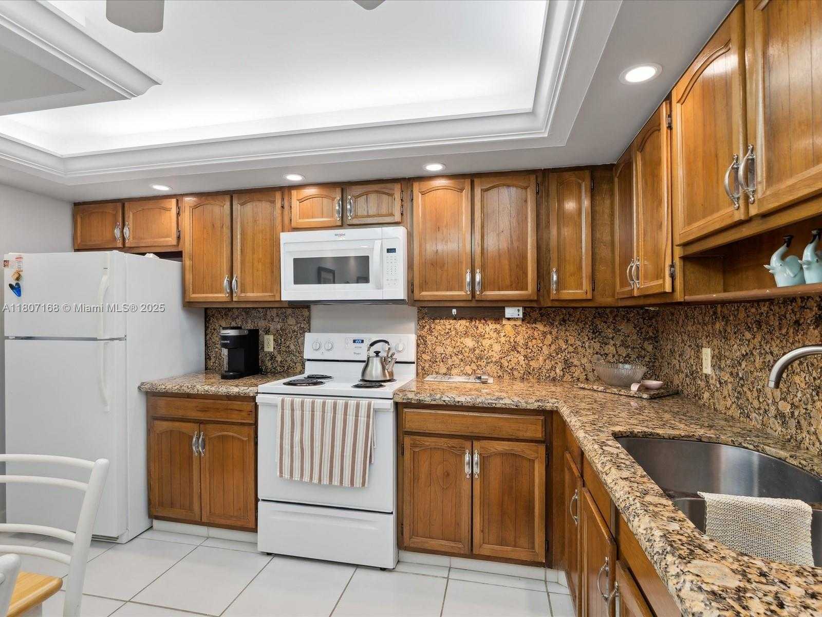Small Image of 3900 GALT OCEAN DR #703, Fort Lauderdale Number 25