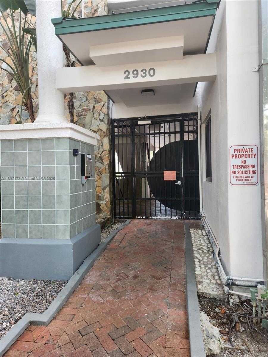 Small Image of 2924 DAY AVE #PH4N, Coconut Grove Number 55
