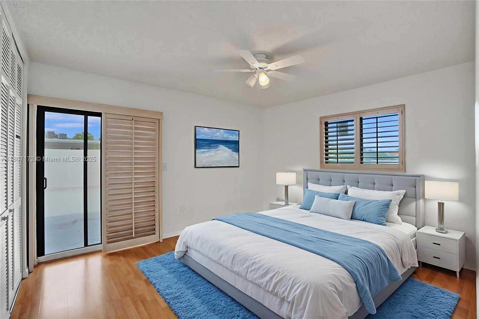 Small Image of 2924 DAY AVE #PH4N, Coconut Grove Number 6