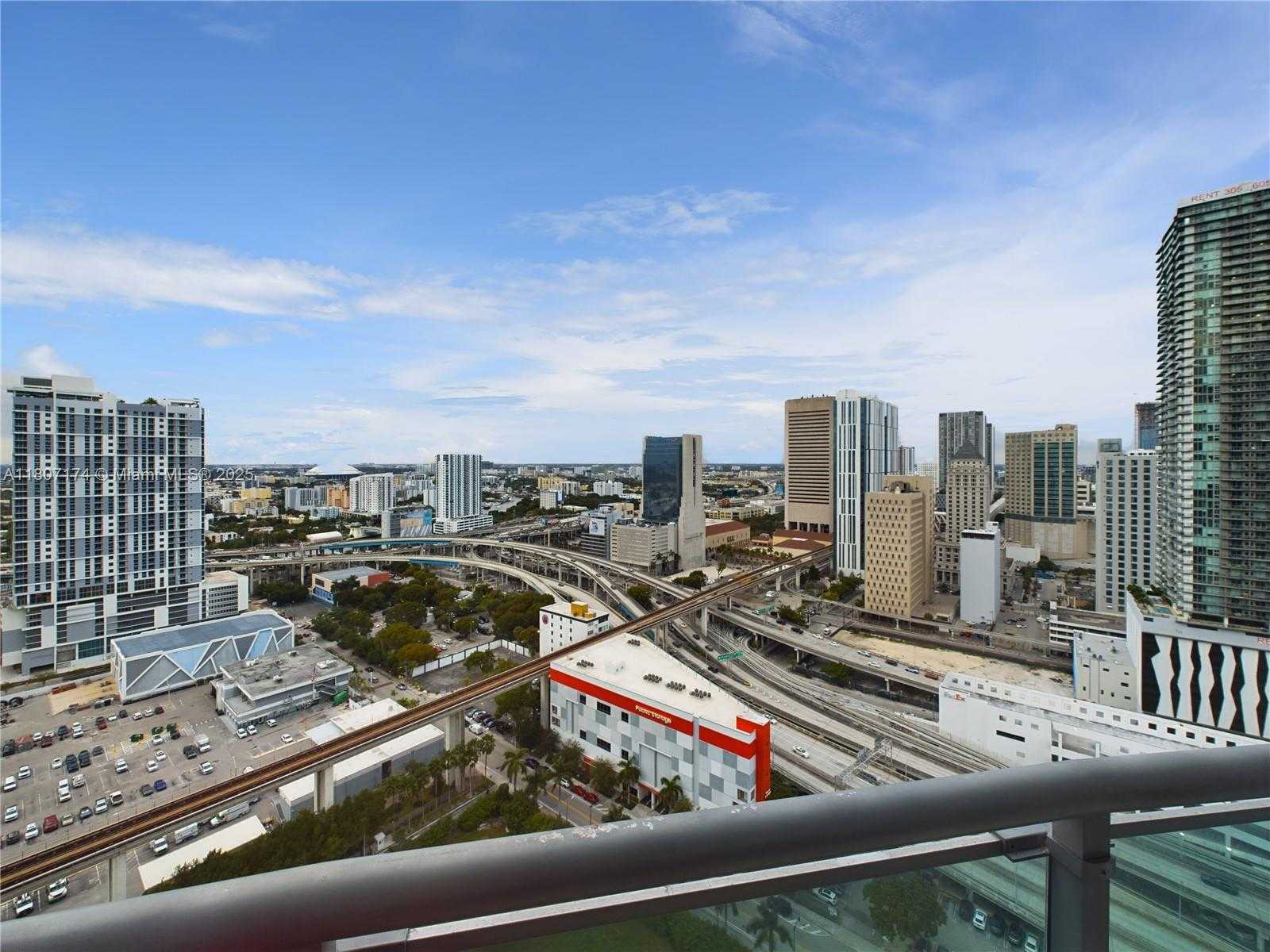 Small Image of 350 SOUTH MIAMI AVE #3013, Miami Number 16