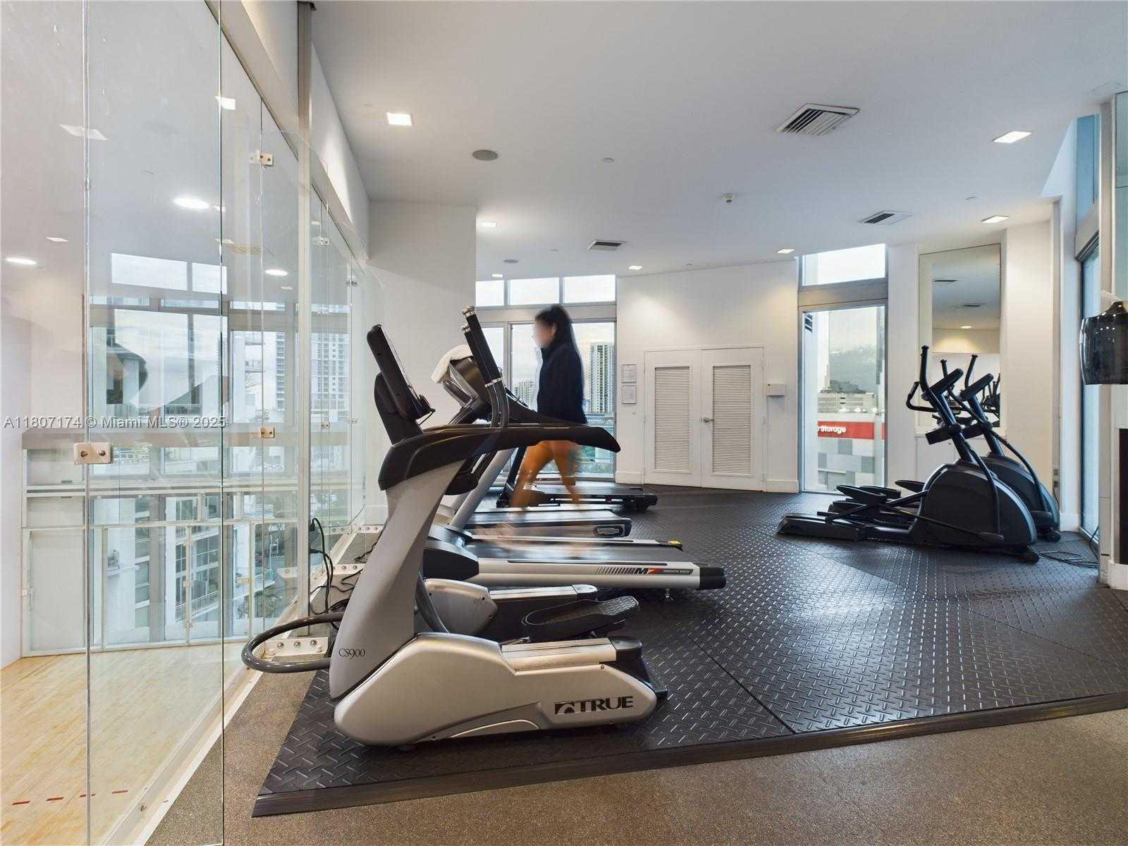 Small Image of 350 SOUTH MIAMI AVE #3013, Miami Number 25