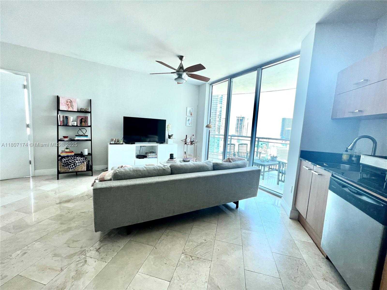 Small Image of 350 SOUTH MIAMI AVE #3013, Miami Number 4