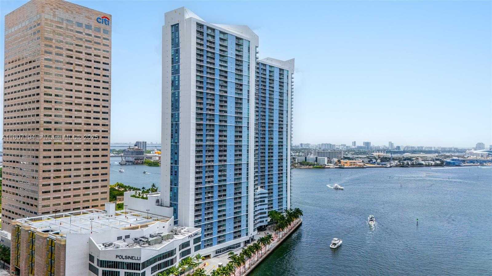 Small Image of 325 SOUTH BISCAYNE BLVD #3926, Miami Number 32