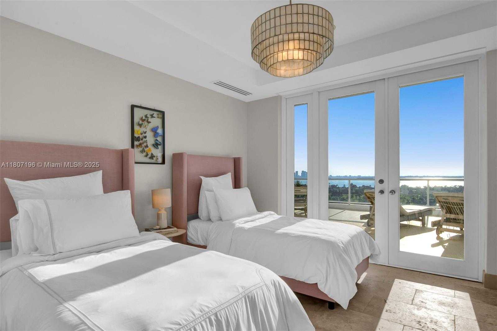 Small Image of 5600 COLLINS AVE #PH C, Miami Beach Number 15