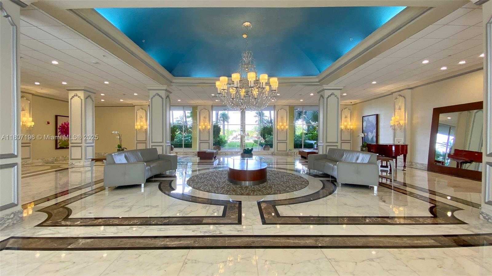 Small Image of 5600 COLLINS AVE #PH C, Miami Beach Number 23