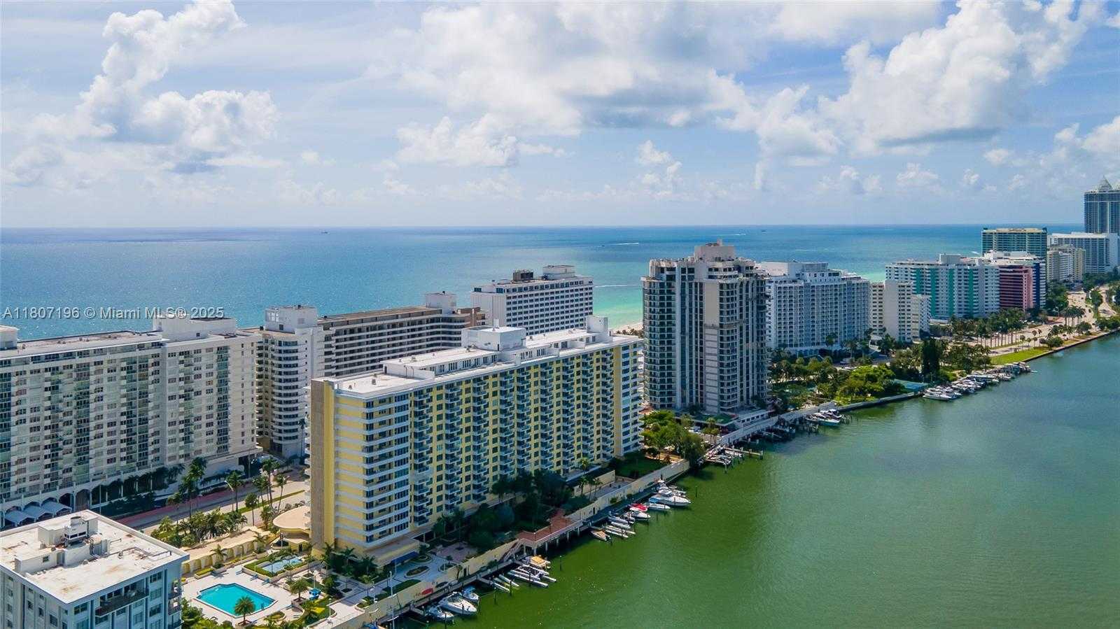 Small Image of 5600 COLLINS AVE #PH C, Miami Beach Number 25