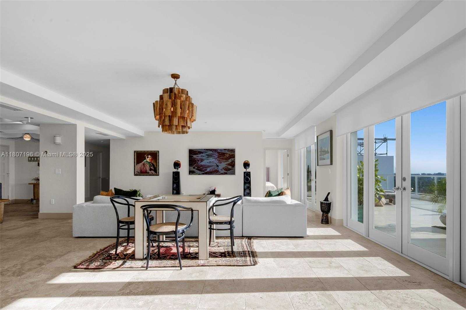 Small Image of 5600 COLLINS AVE #PH C, Miami Beach Number 5