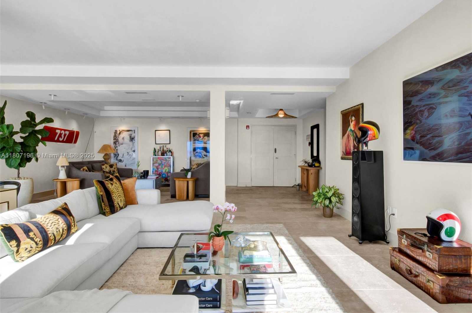 Small Image of 5600 COLLINS AVE #PH C, Miami Beach Number 6