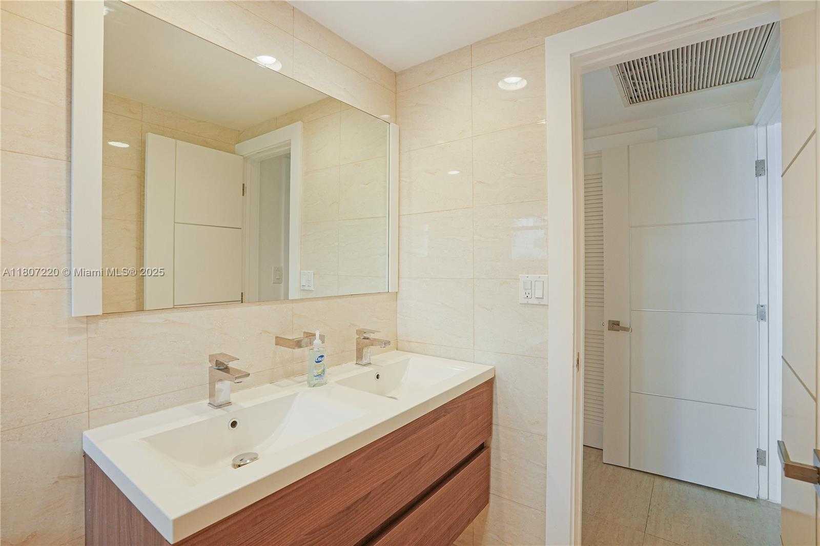 Small Image of 4001 SOUTH OCEAN DR #3P, Hollywood Number 23