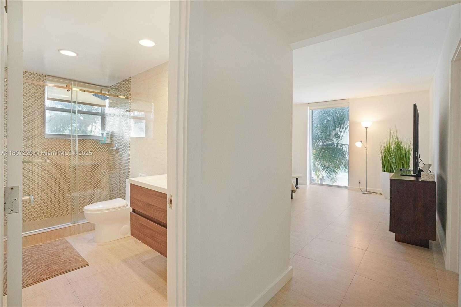 Small Image of 4001 SOUTH OCEAN DR #3P, Hollywood Number 24