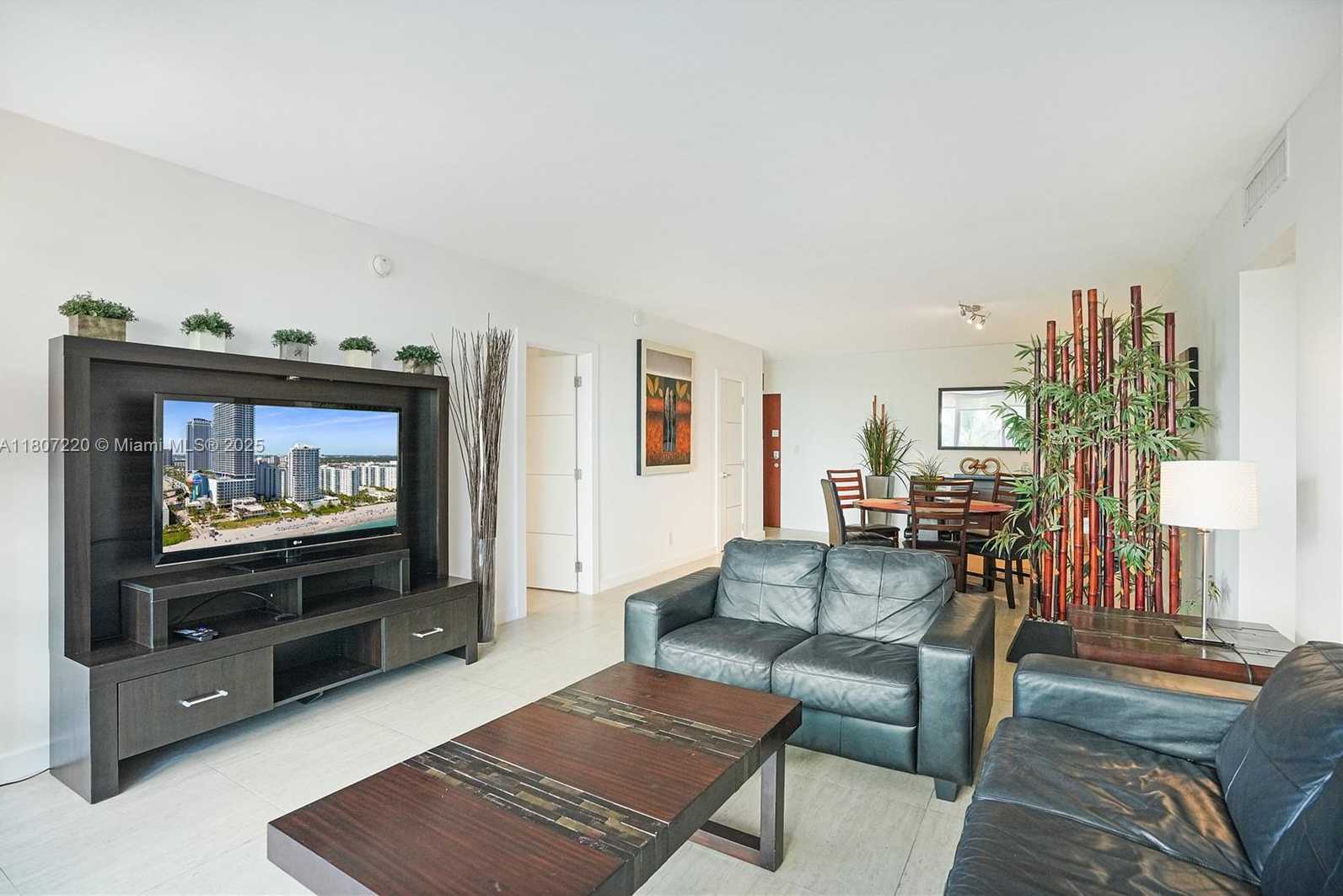 Small Image of 4001 SOUTH OCEAN DR #3P, Hollywood Number 5