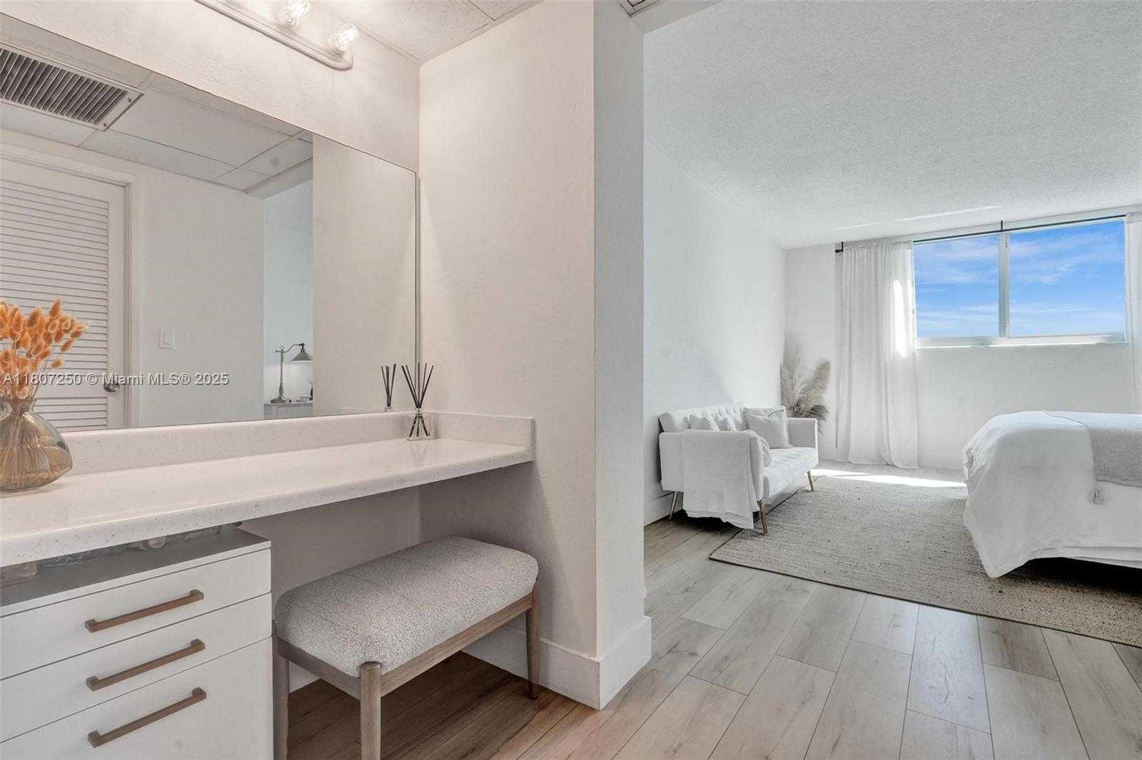 Small Image of 19380 COLLINS AVE #718, Sunny Isles Beach Number 16