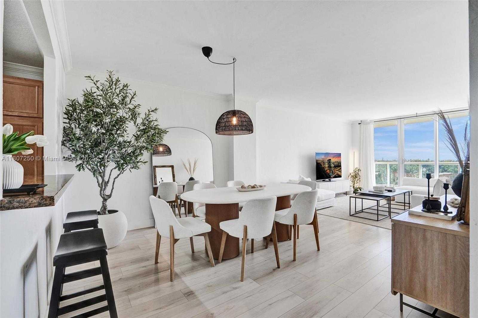 Small Image of 19380 COLLINS AVE #718, Sunny Isles Beach Number 8