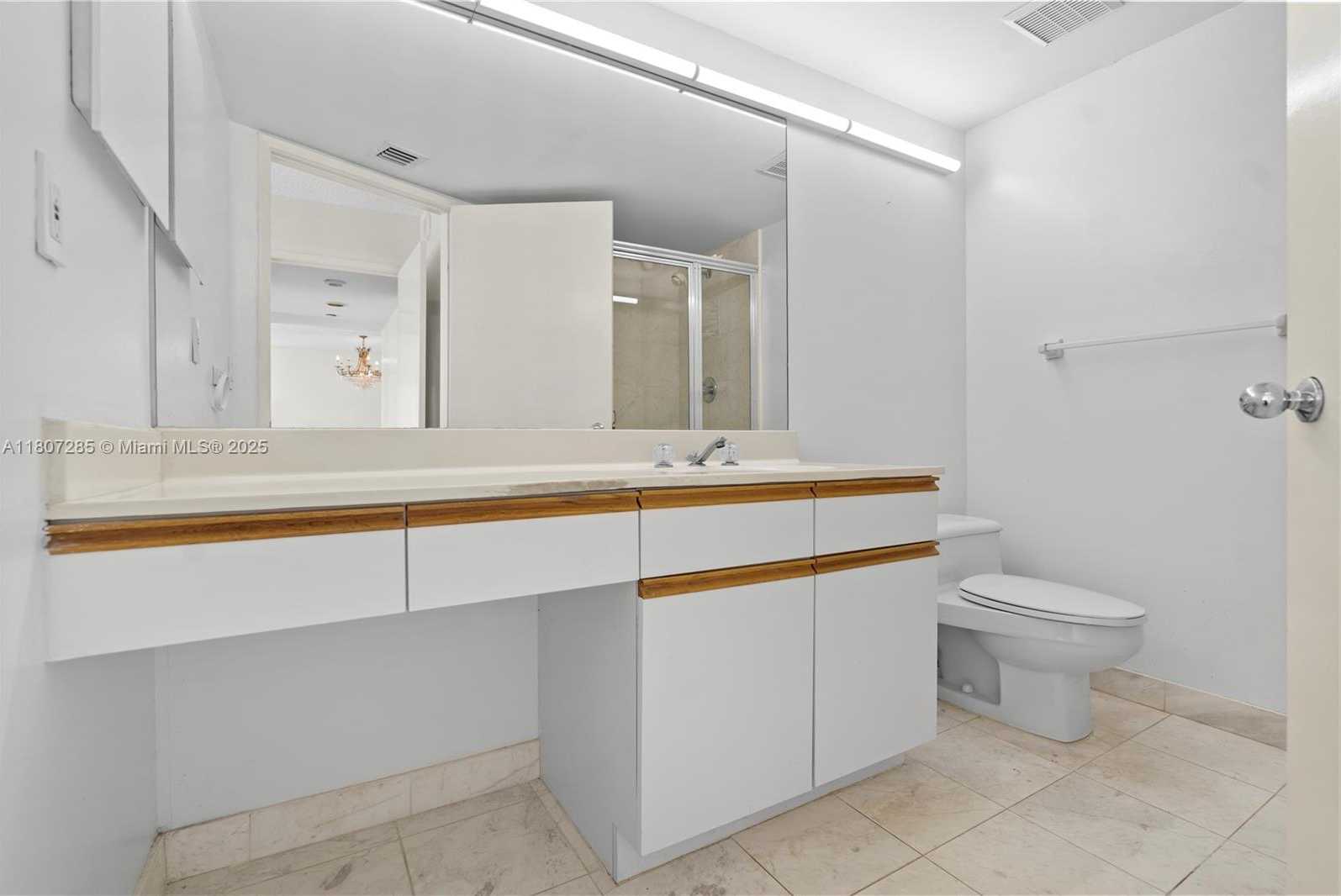 Small Image of 19195 NORTH EAST 36TH CT #1909, Aventura Number 15