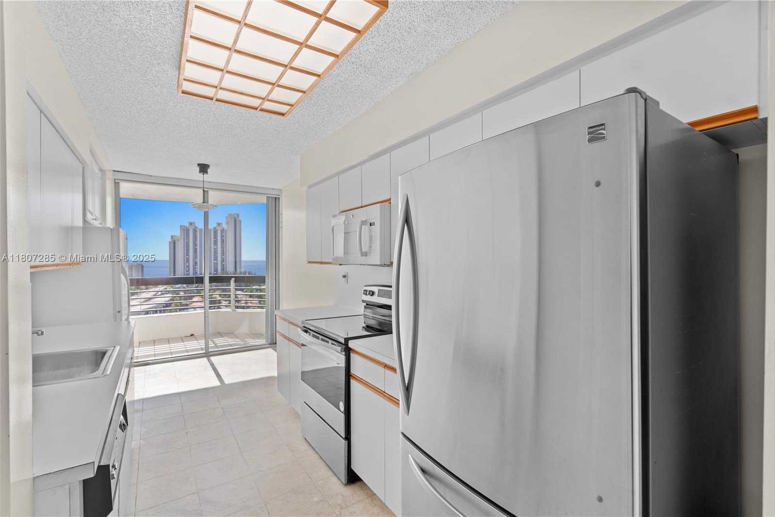 Small Image of 19195 NORTH EAST 36TH CT #1909, Aventura Number 7