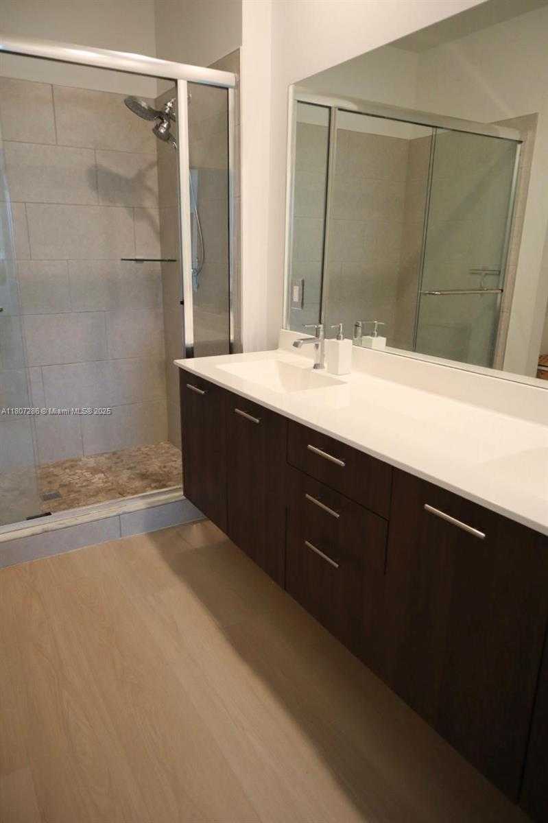 Small Image of 8201 NORTH WEST 41ST ST #D-402, Doral Number 10