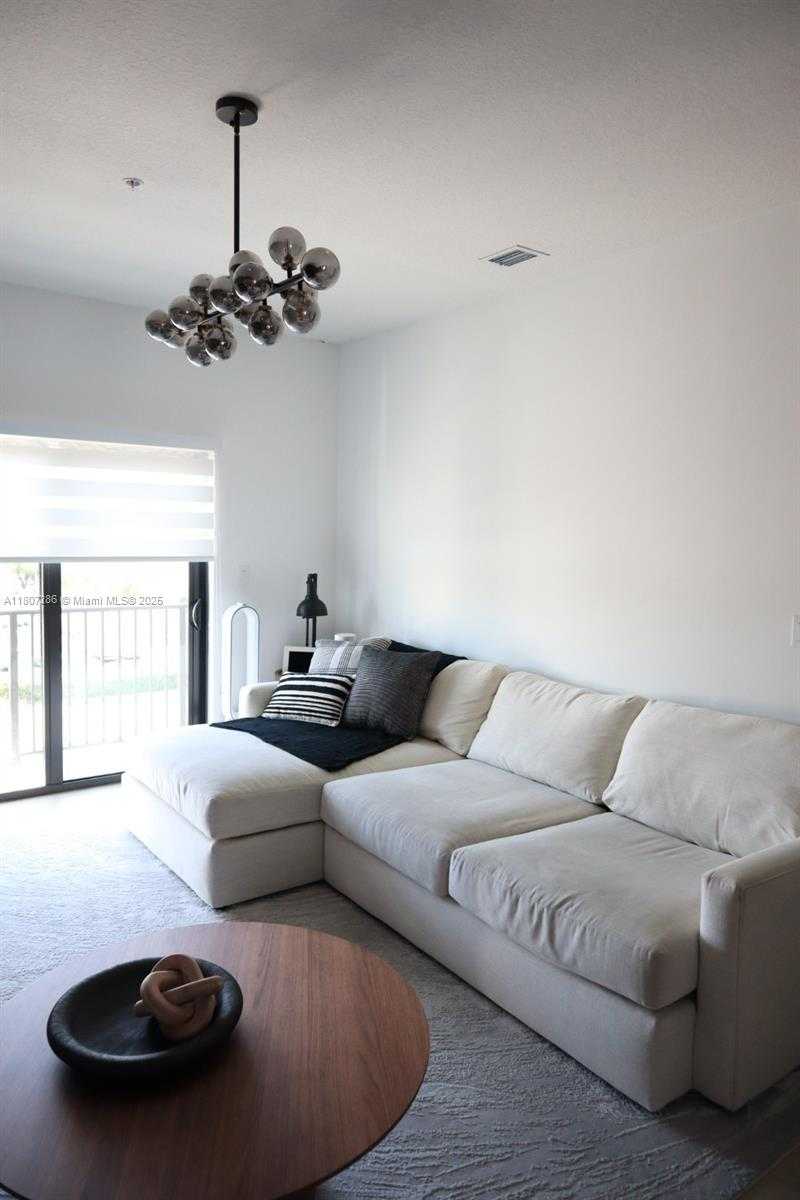 Small Image of 8201 NORTH WEST 41ST ST #D-402, Doral Number 13