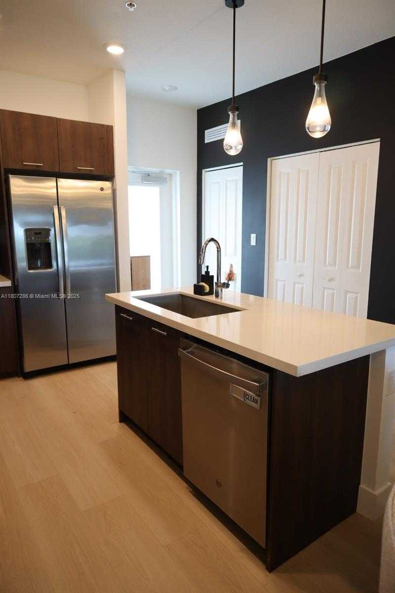 Small Image of 8201 NORTH WEST 41ST ST #D-402, Doral Number 18