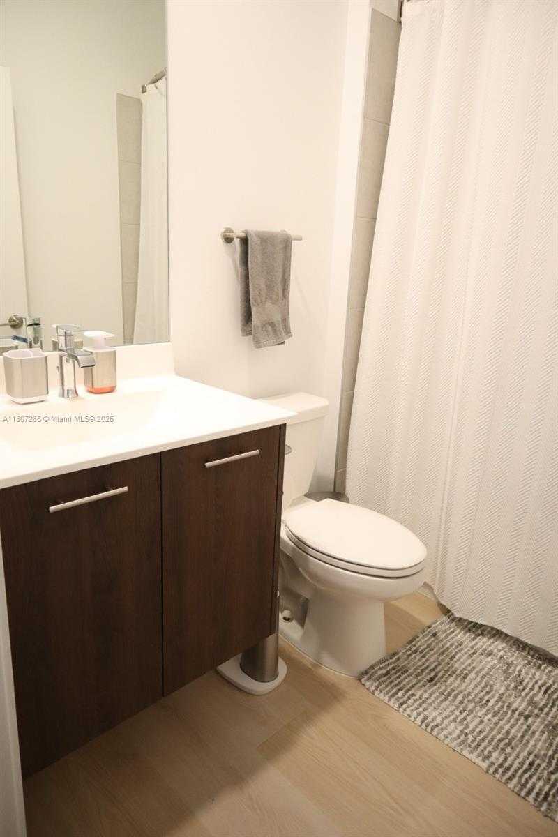 Small Image of 8201 NORTH WEST 41ST ST #D-402, Doral Number 24