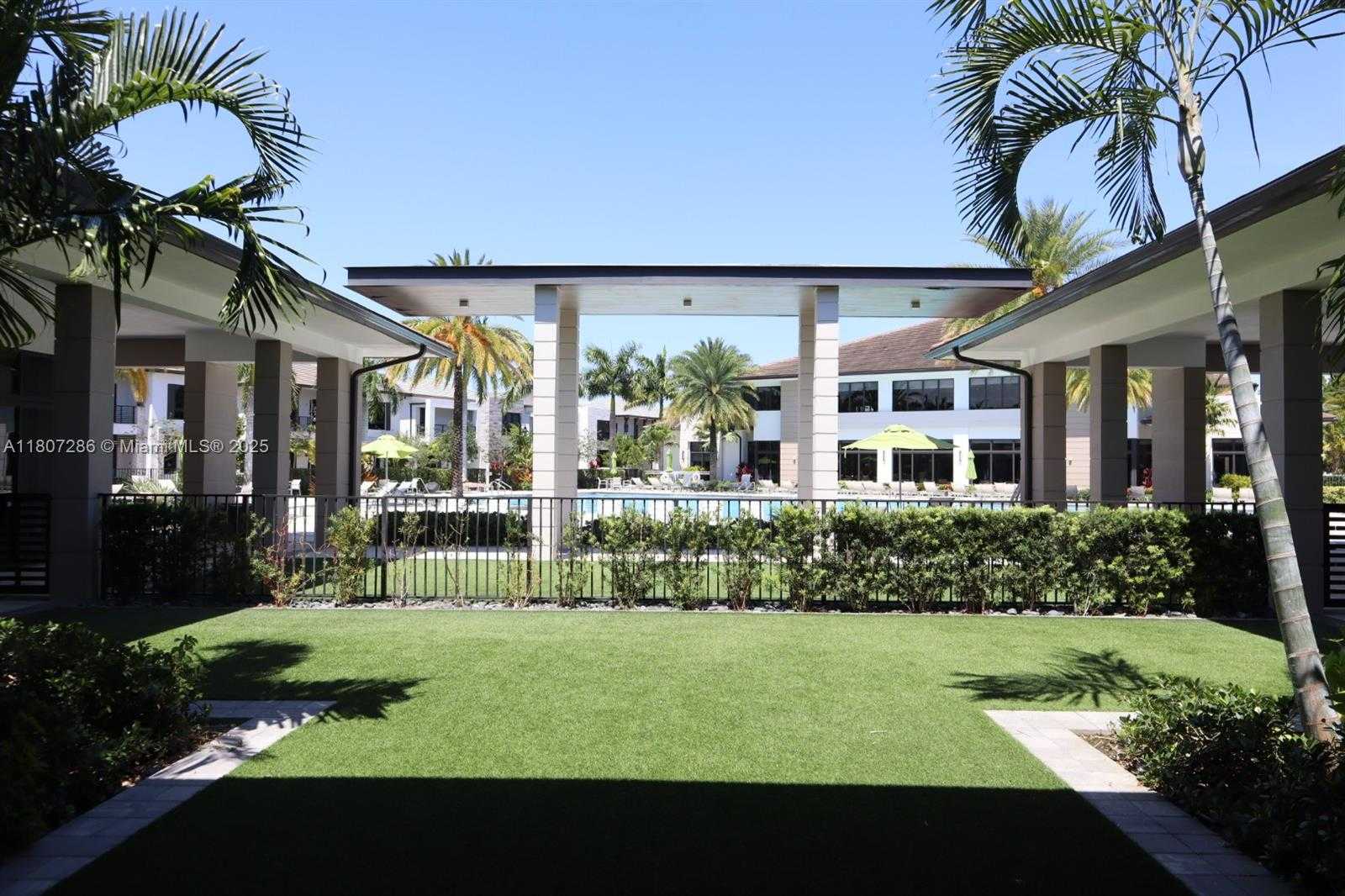 Small Image of 8201 NORTH WEST 41ST ST #D-402, Doral Number 43