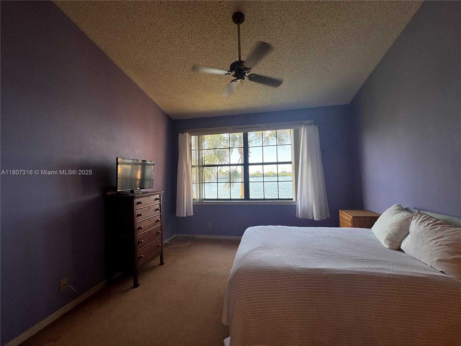 Small Image of 15569 NORTH MIAMI LAKEWAY N #204, Miami Lakes Number 12