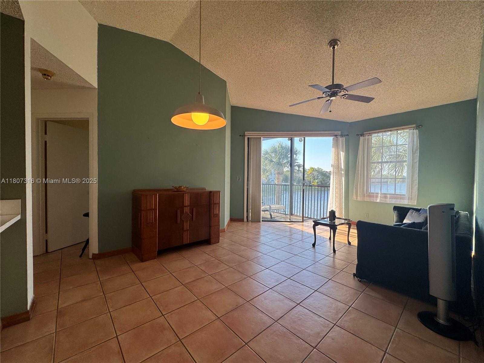 Small Image of 15569 NORTH MIAMI LAKEWAY N #204, Miami Lakes Number 2