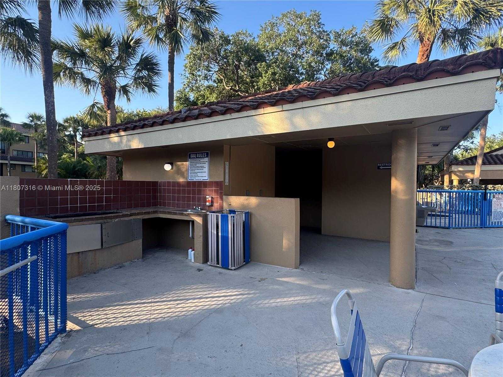 Small Image of 15569 NORTH MIAMI LAKEWAY N #204, Miami Lakes Number 23