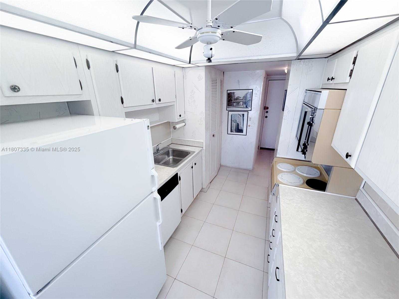 Small Image of 250 174TH ST #601, Sunny Isles Beach Number 12