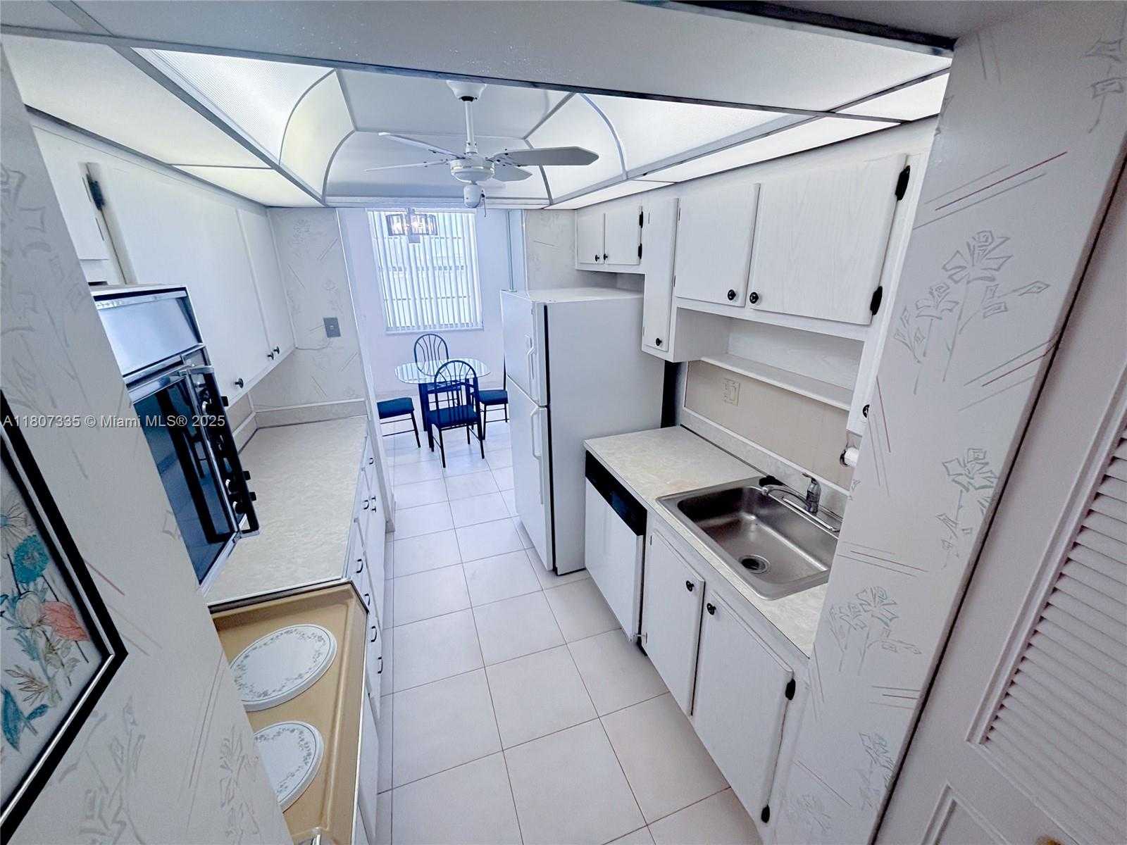Small Image of 250 174TH ST #601, Sunny Isles Beach Number 13