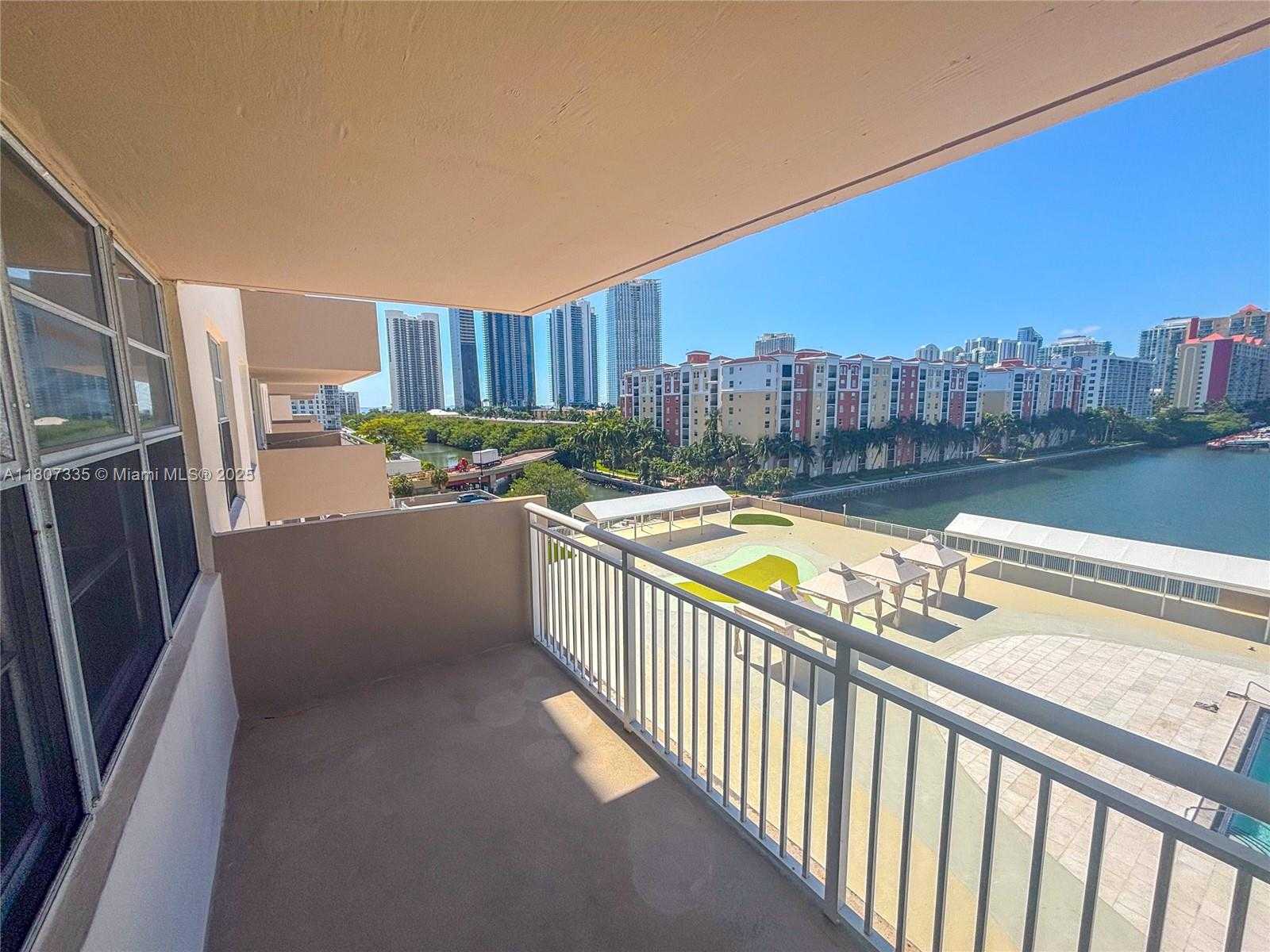 Small Image of 250 174TH ST #601, Sunny Isles Beach Number 2