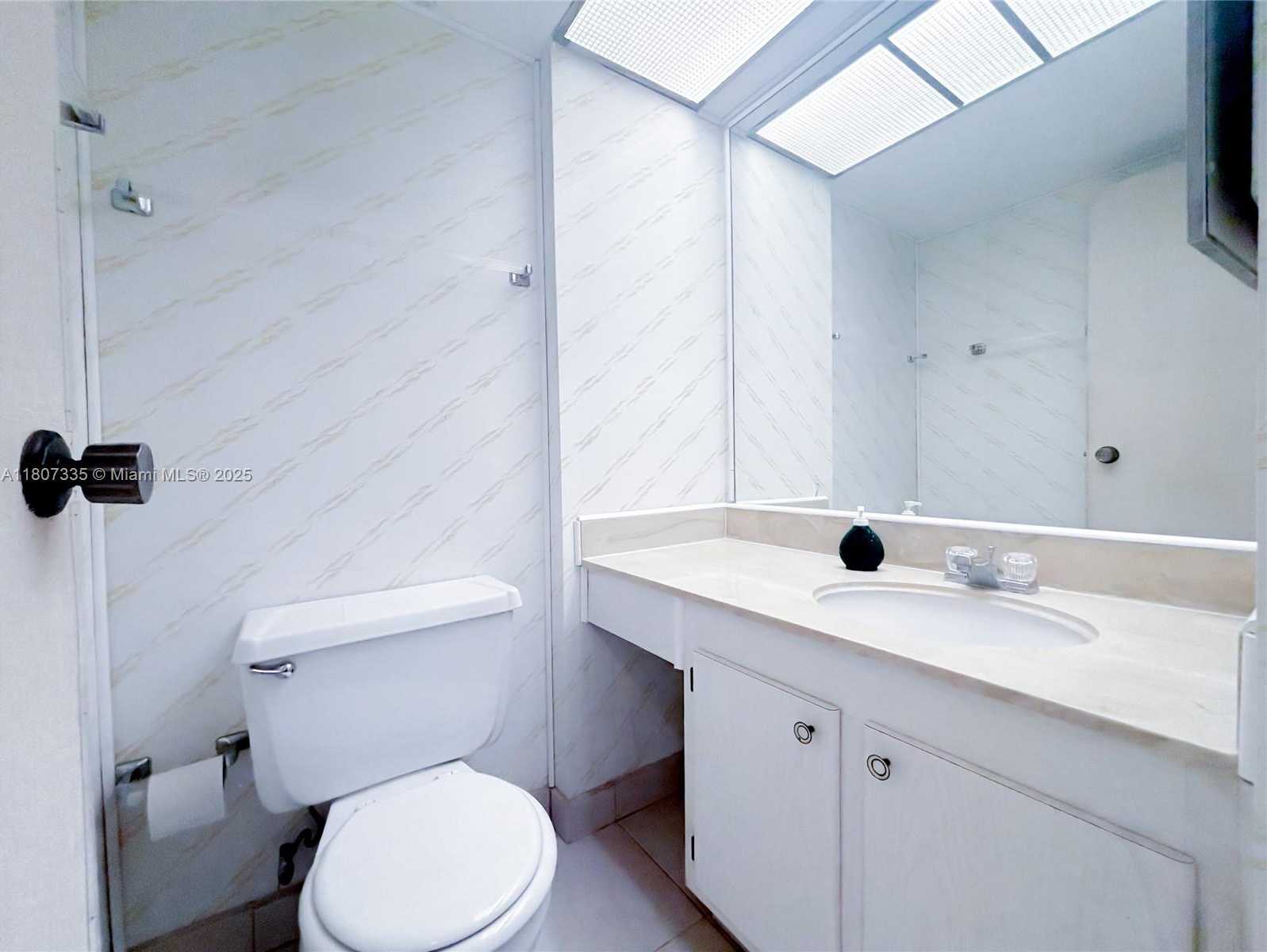 Small Image of 250 174TH ST #601, Sunny Isles Beach Number 38