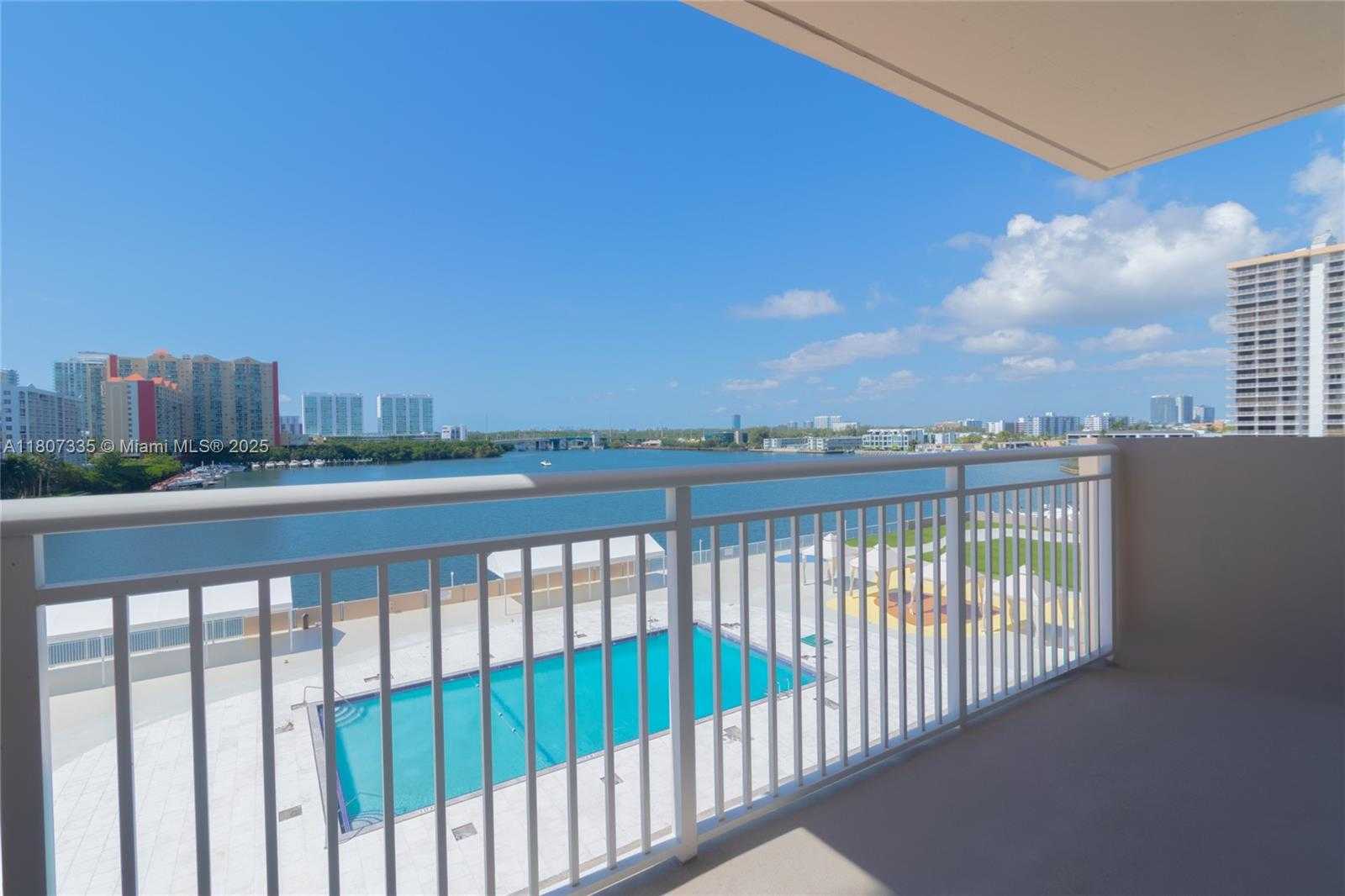 Small Image of 250 174TH ST #601, Sunny Isles Beach Number 4