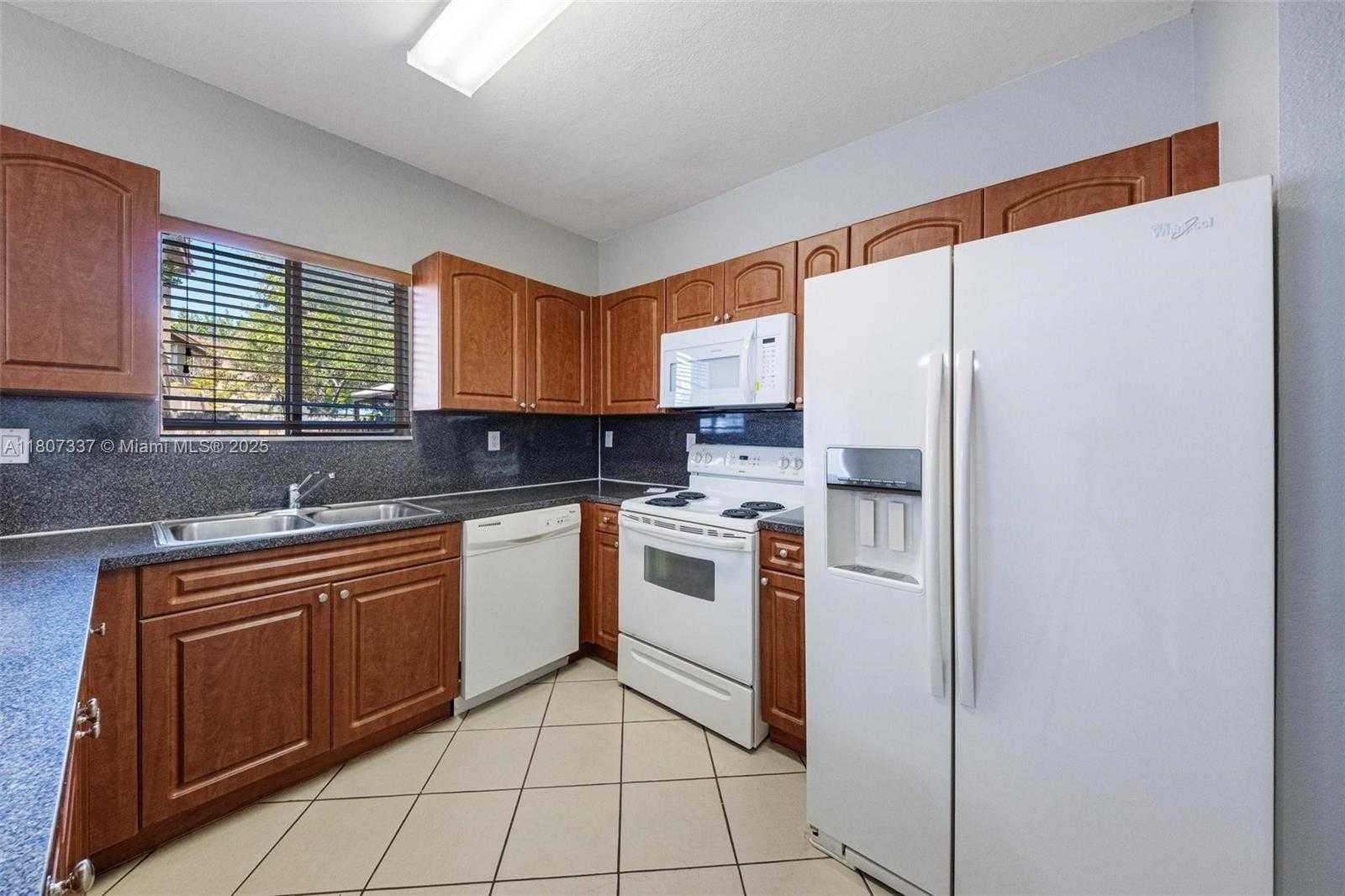 Small Image of 21485 SOUTH WEST 85TH PATH, Cutler Bay Number 4