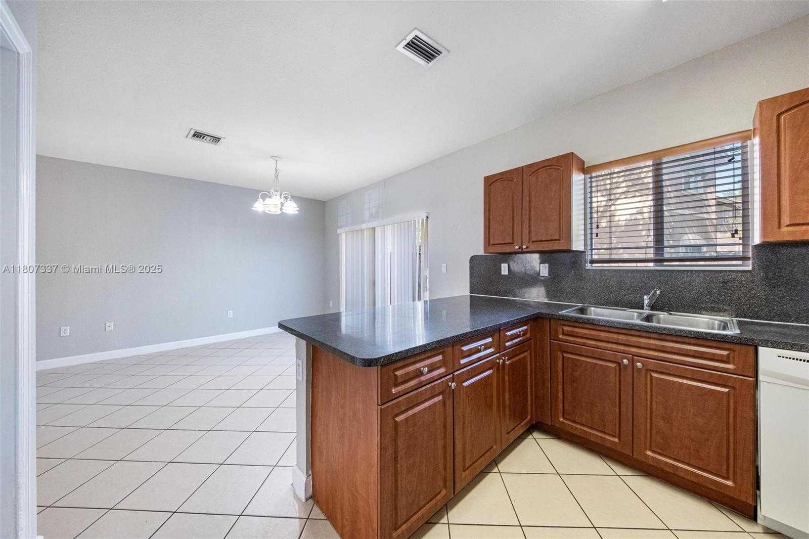 Small Image of 21485 SOUTH WEST 85TH PATH, Cutler Bay Number 6