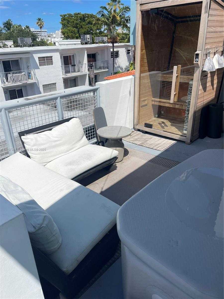 Small Image of 734 MICHIGAN AVE #7, Miami Beach Number 31