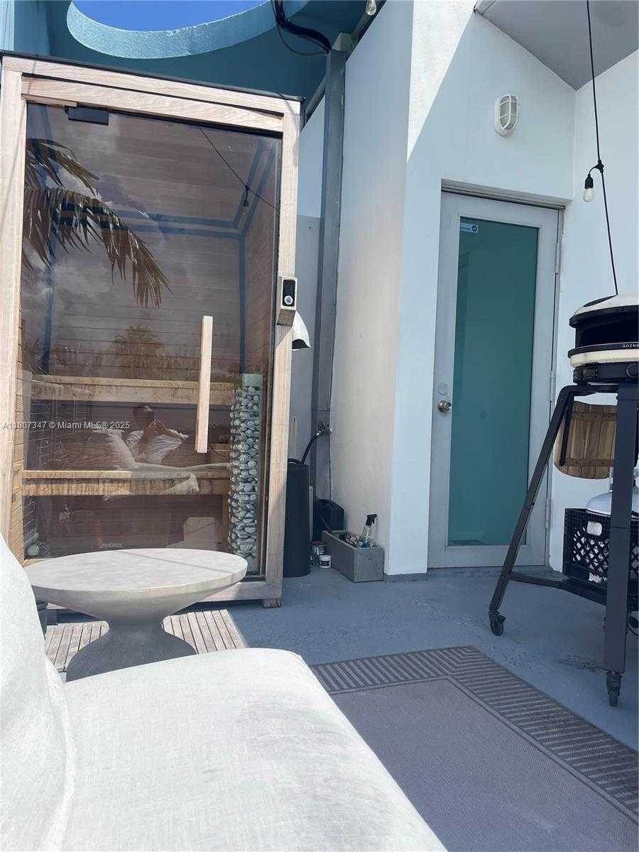 Small Image of 734 MICHIGAN AVE #7, Miami Beach Number 33